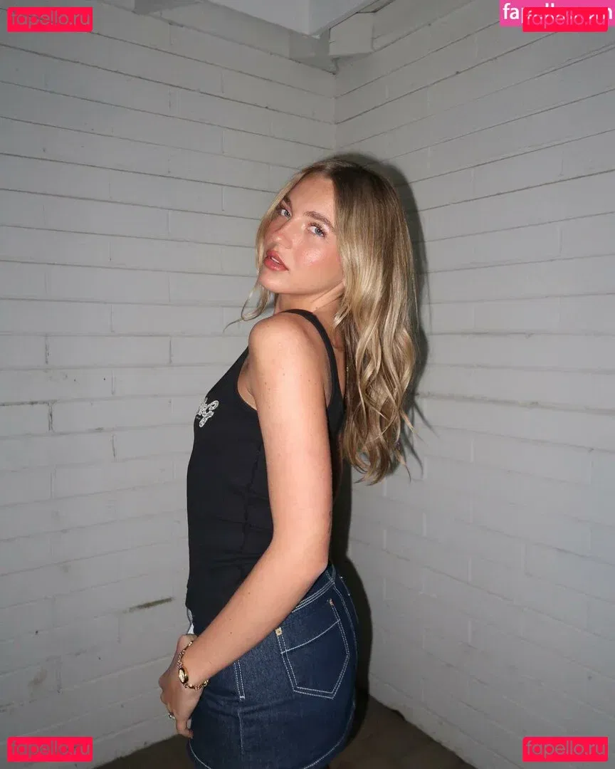 Brynn Rumfallo Onlyfans Photo Gallery 