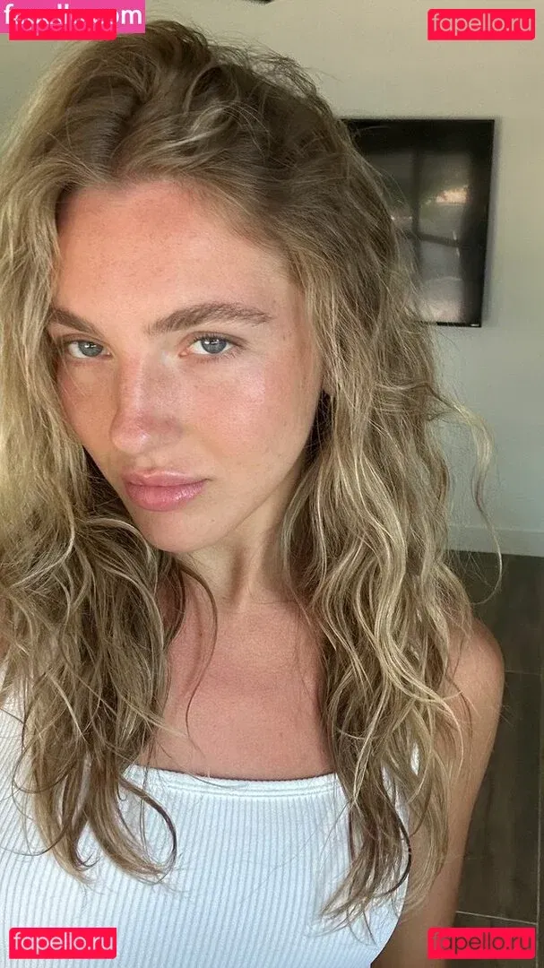 Brynn Rumfallo Onlyfans Photo Gallery 