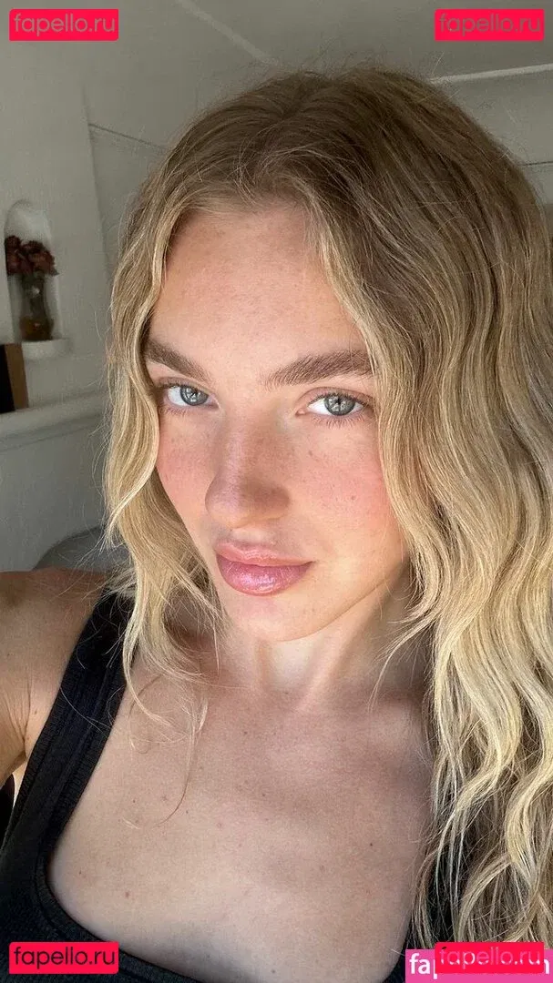 Brynn Rumfallo Onlyfans Photo Gallery 