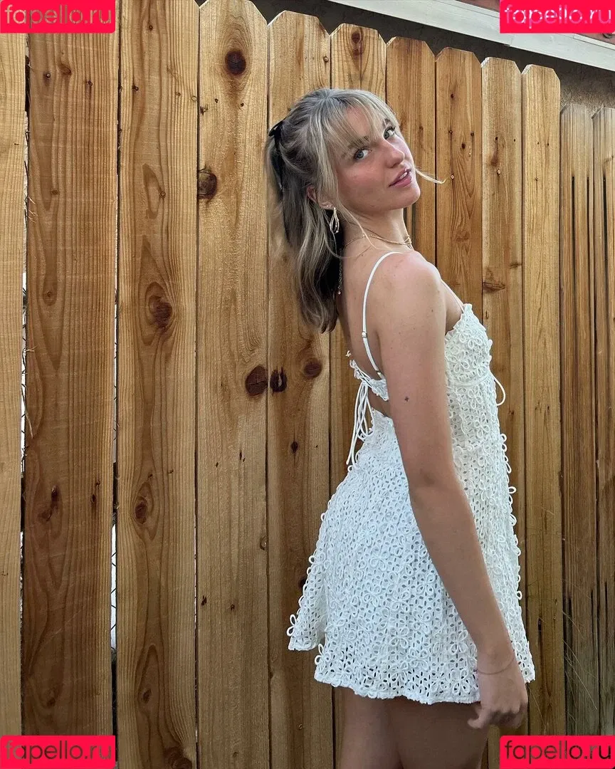 Brynn Rumfallo Onlyfans Photo Gallery 