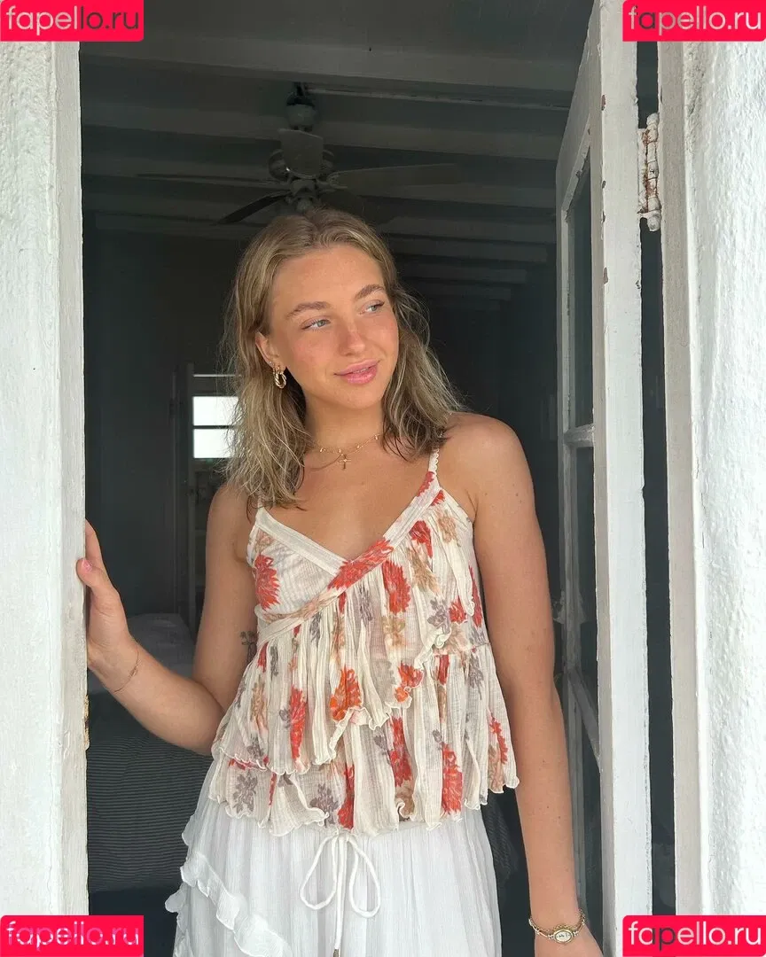 Brynn Rumfallo Onlyfans Photo Gallery 