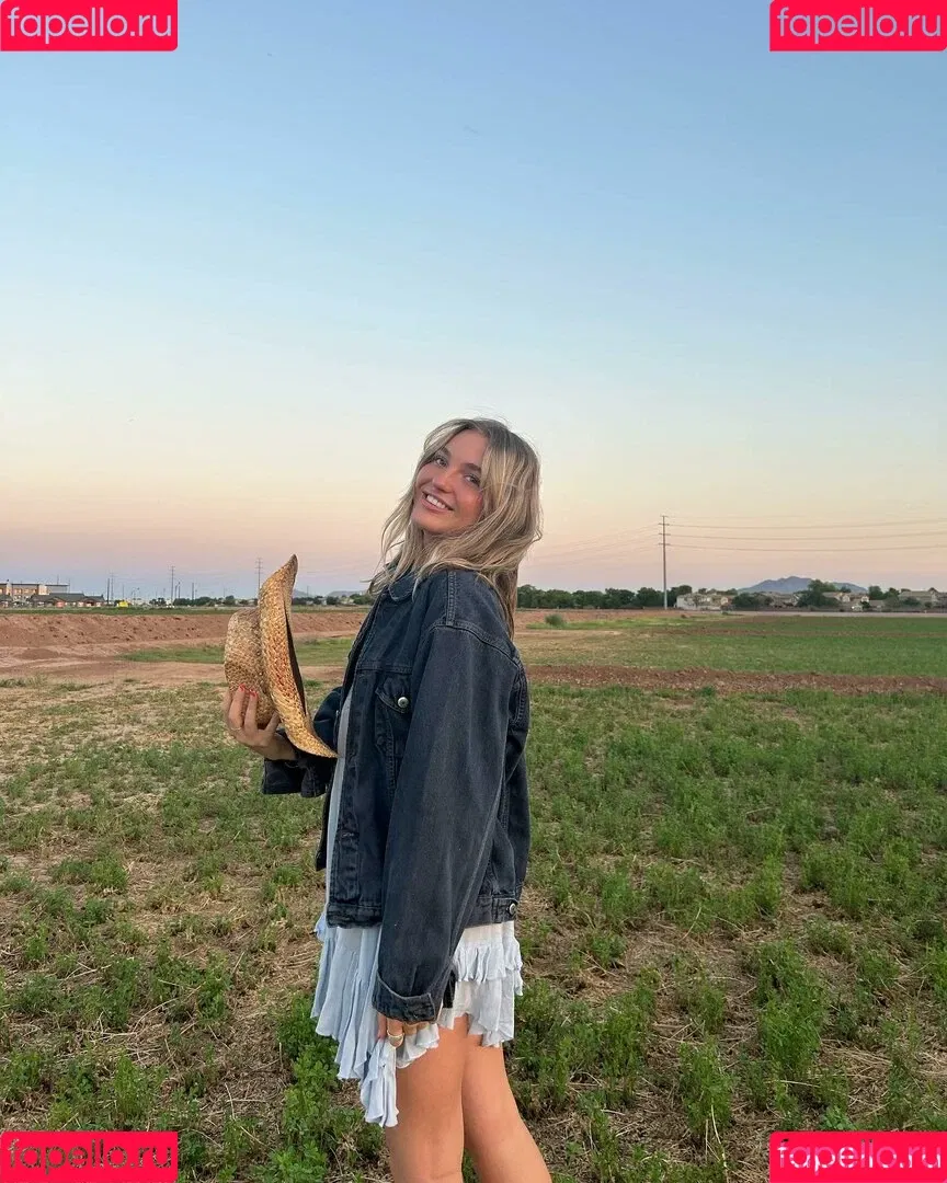 Brynn Rumfallo Onlyfans Photo Gallery 