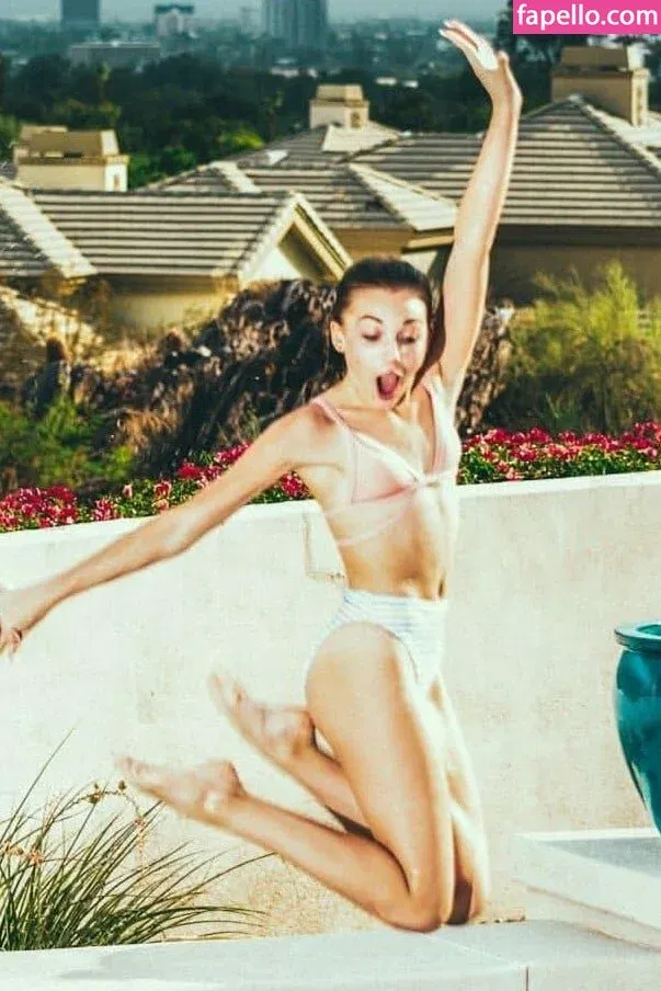 Brynn Rumfallo Onlyfans Photo Gallery 