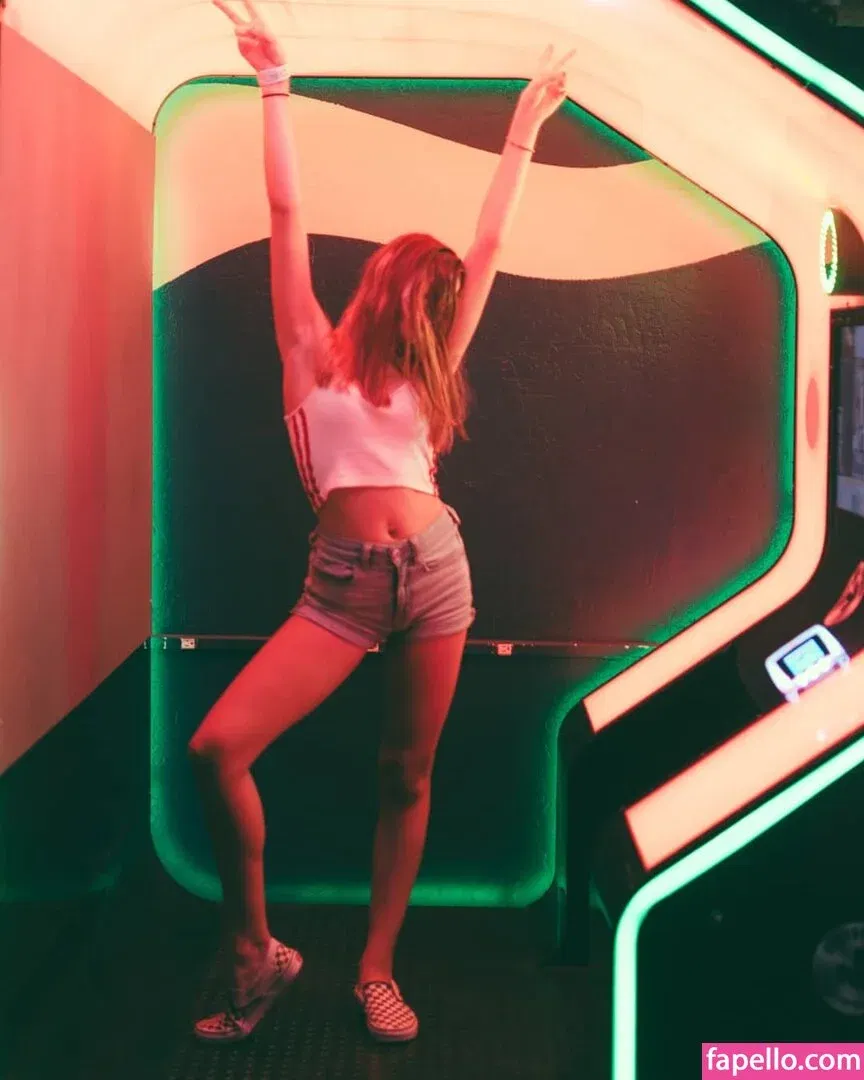 Brynn Rumfallo Onlyfans Photo Gallery 