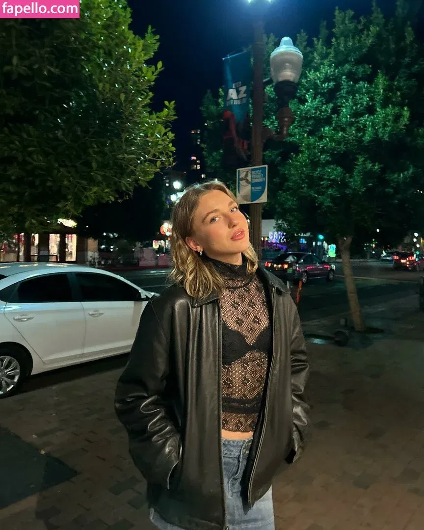 Brynn Rumfallo Onlyfans Photo Gallery 