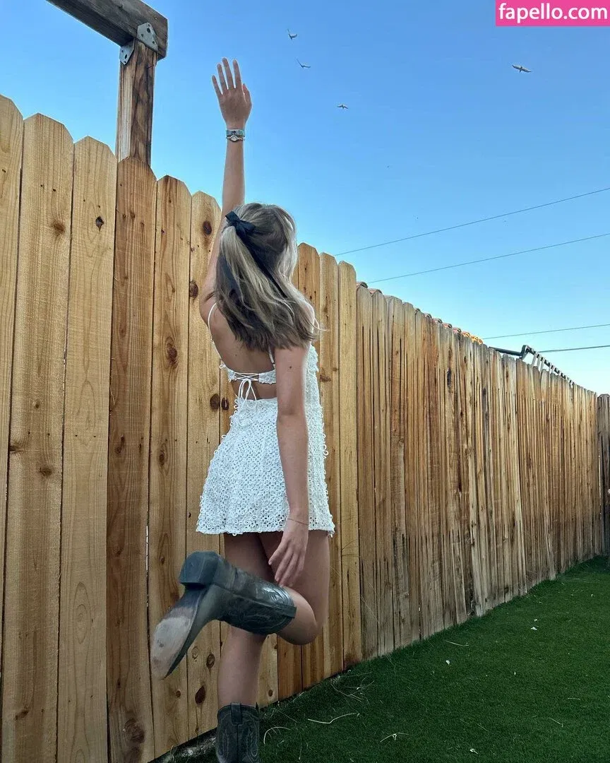 Brynn Rumfallo Onlyfans Photo Gallery 