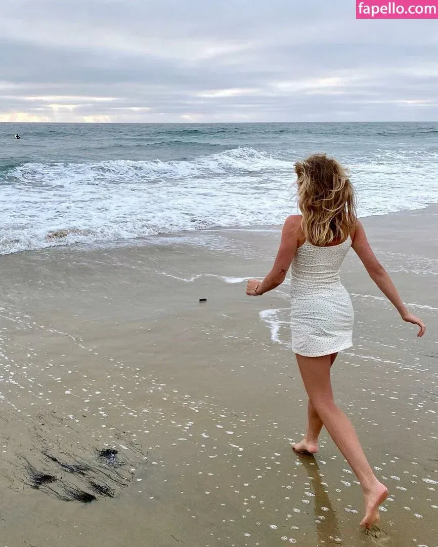 Brynn Rumfallo Onlyfans Photo Gallery 