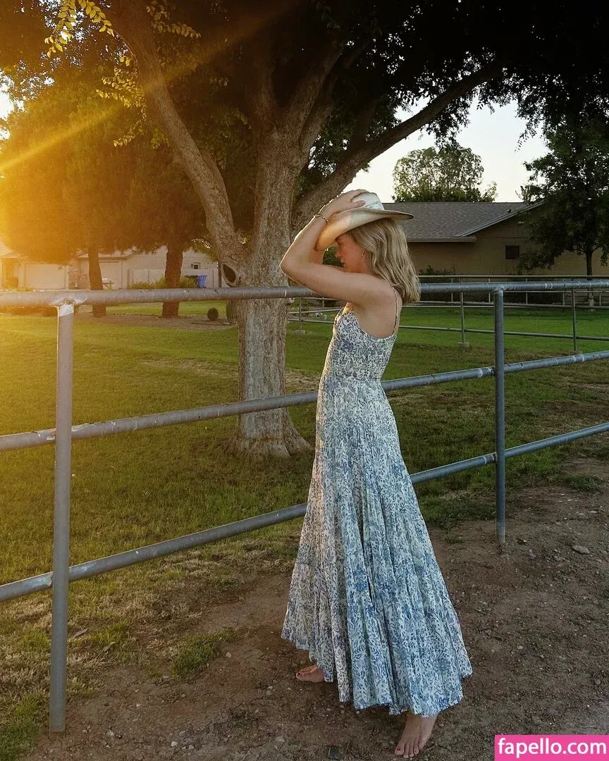 Brynn Rumfallo Onlyfans Photo Gallery 