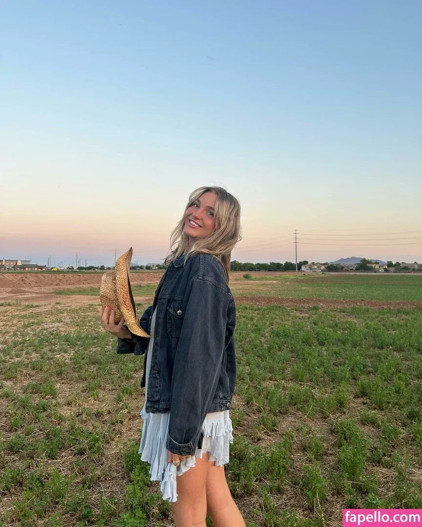 Brynn Rumfallo Onlyfans Photo Gallery 