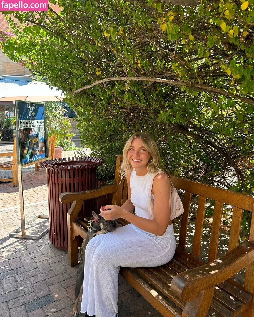 Brynn Rumfallo Onlyfans Photo Gallery 