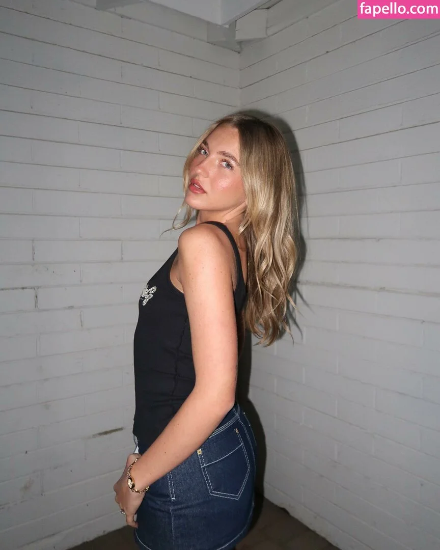 Brynn Rumfallo Onlyfans Photo Gallery 