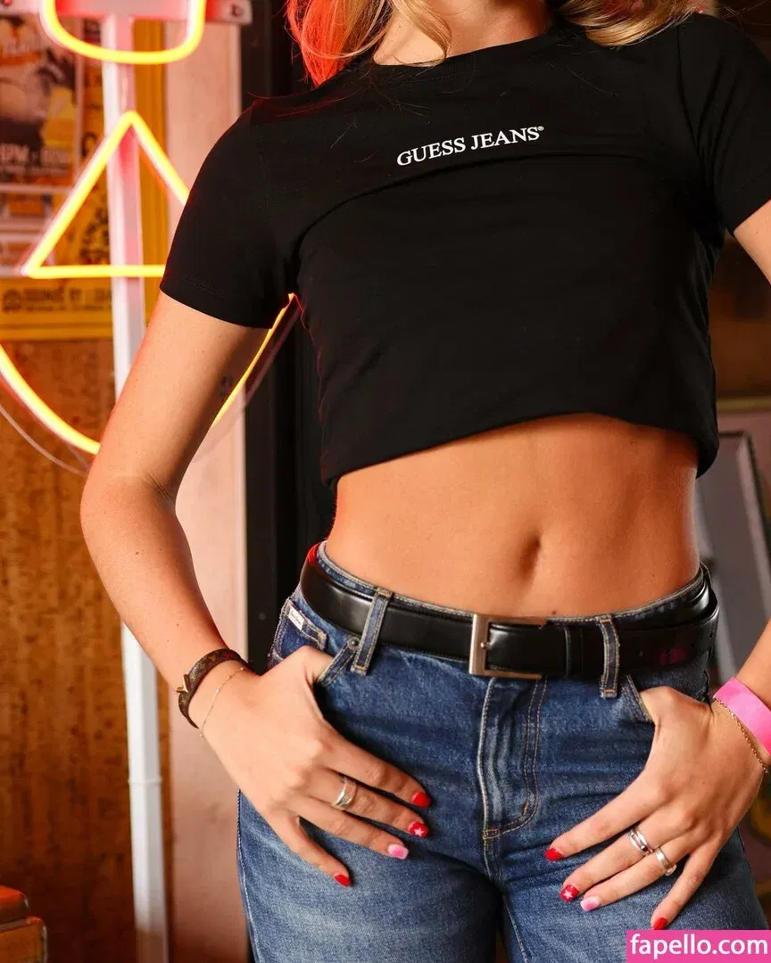 Brynn Rumfallo Onlyfans Photo Gallery 