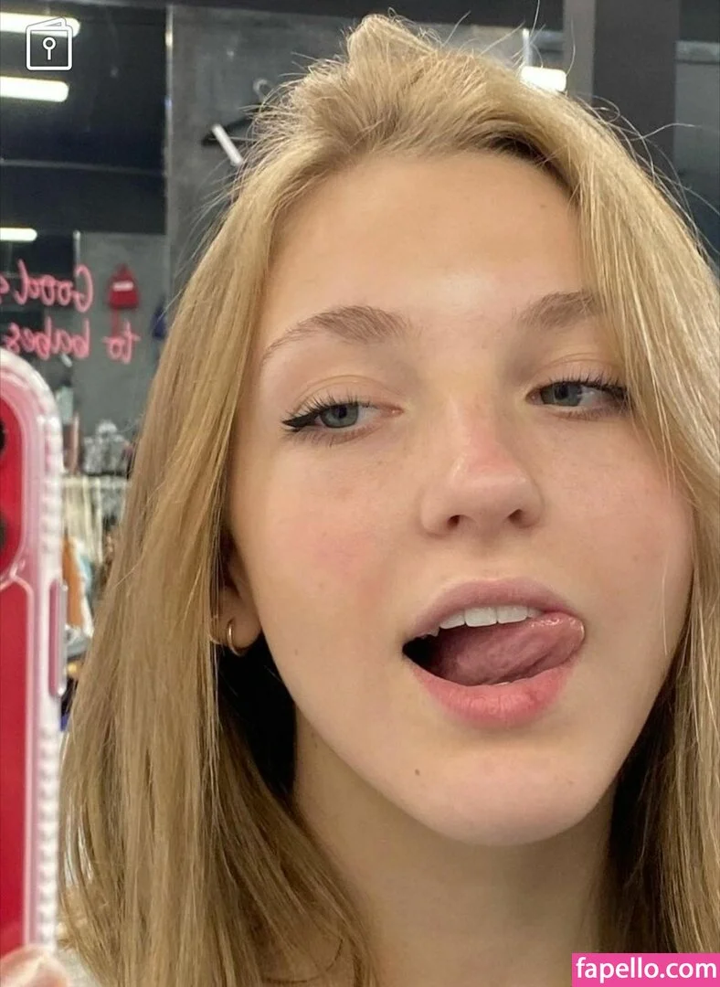 Brynn Rumfallo Onlyfans Photo Gallery 