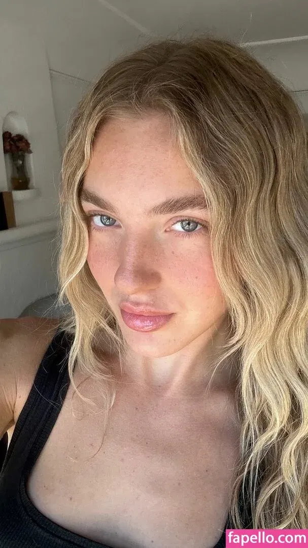 Brynn Rumfallo Onlyfans Photo Gallery 