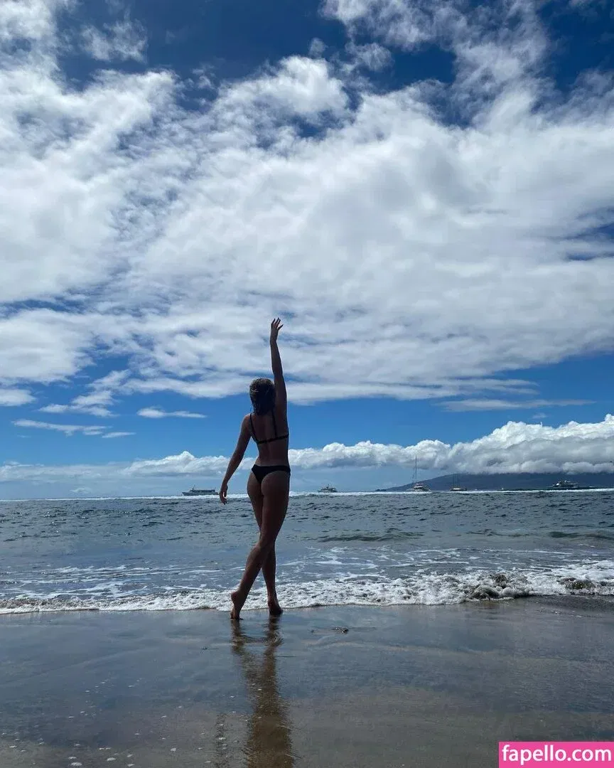 Brynn Rumfallo Onlyfans Photo Gallery 