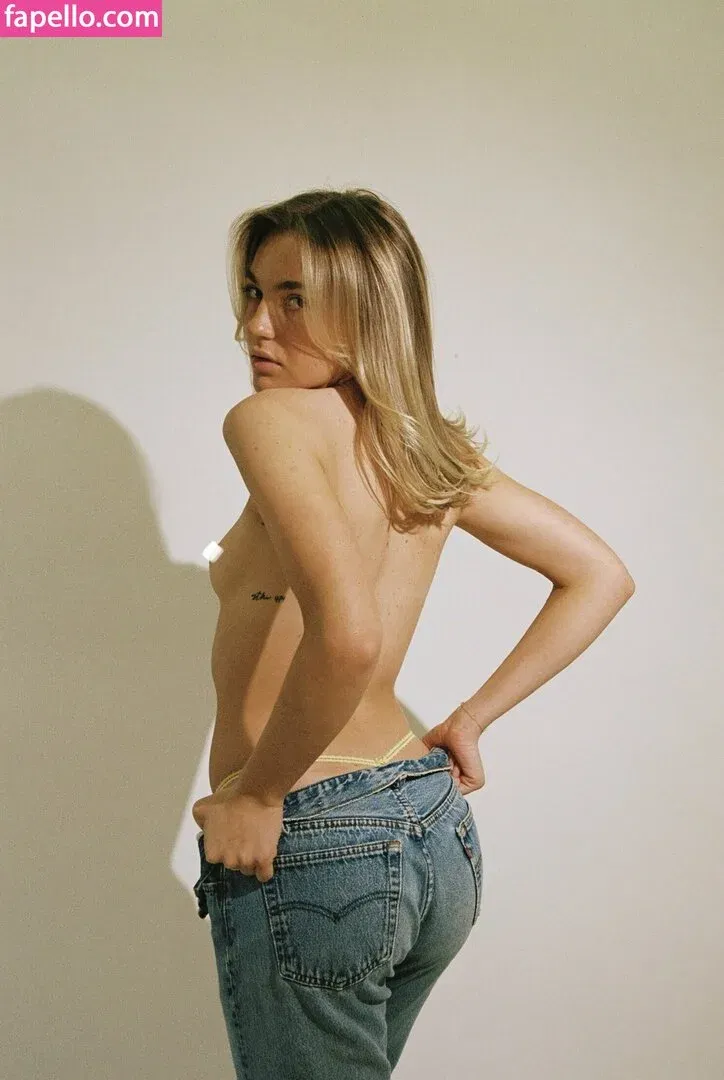 Brynn Rumfallo Onlyfans Photo Gallery 