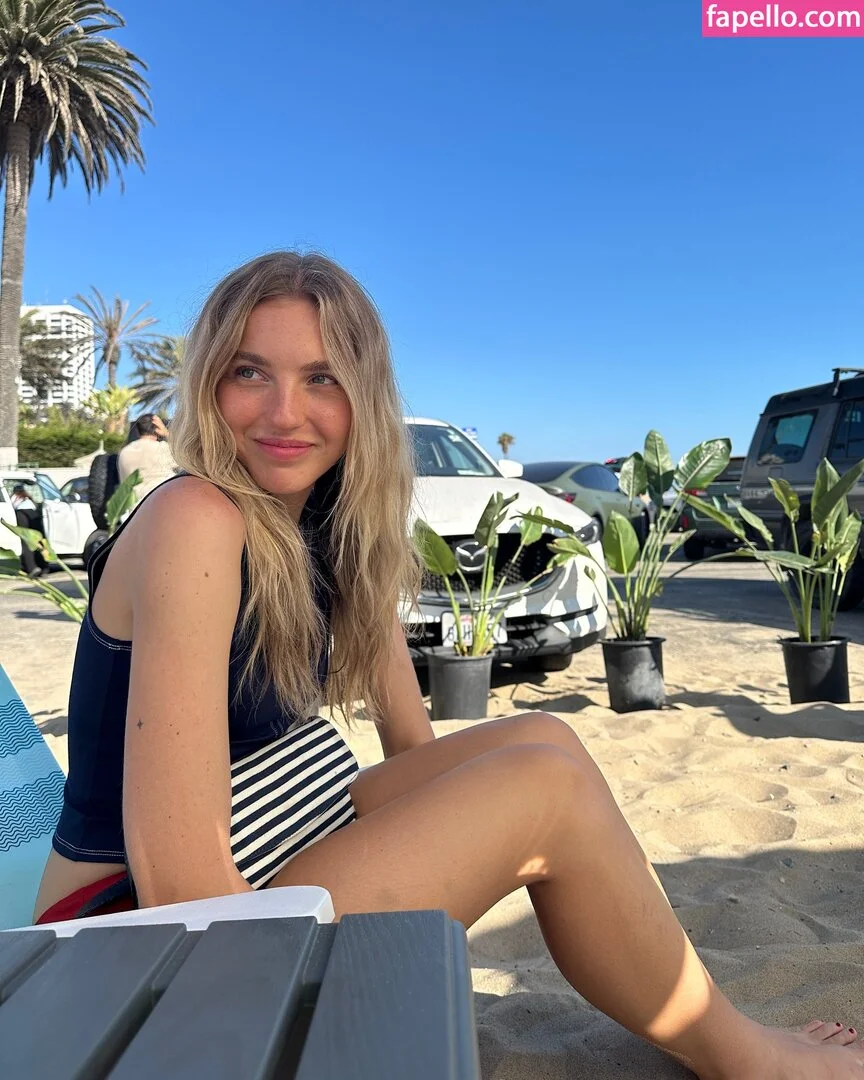 Brynn Rumfallo Onlyfans Photo Gallery 