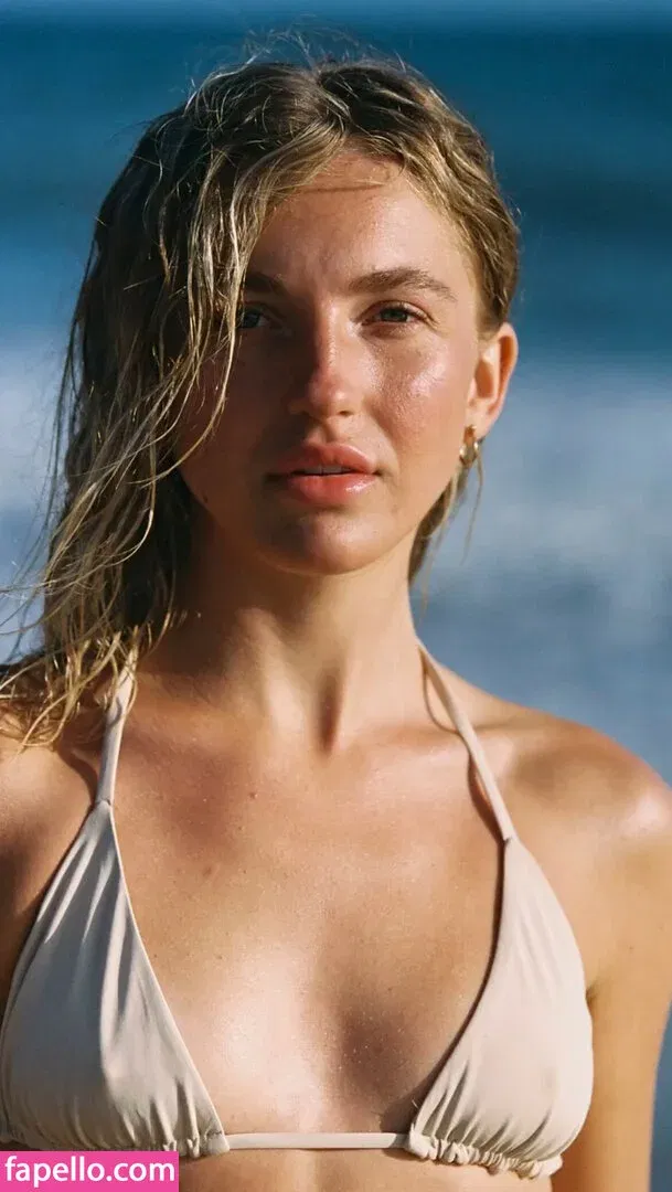 Brynn Rumfallo Onlyfans Photo Gallery 