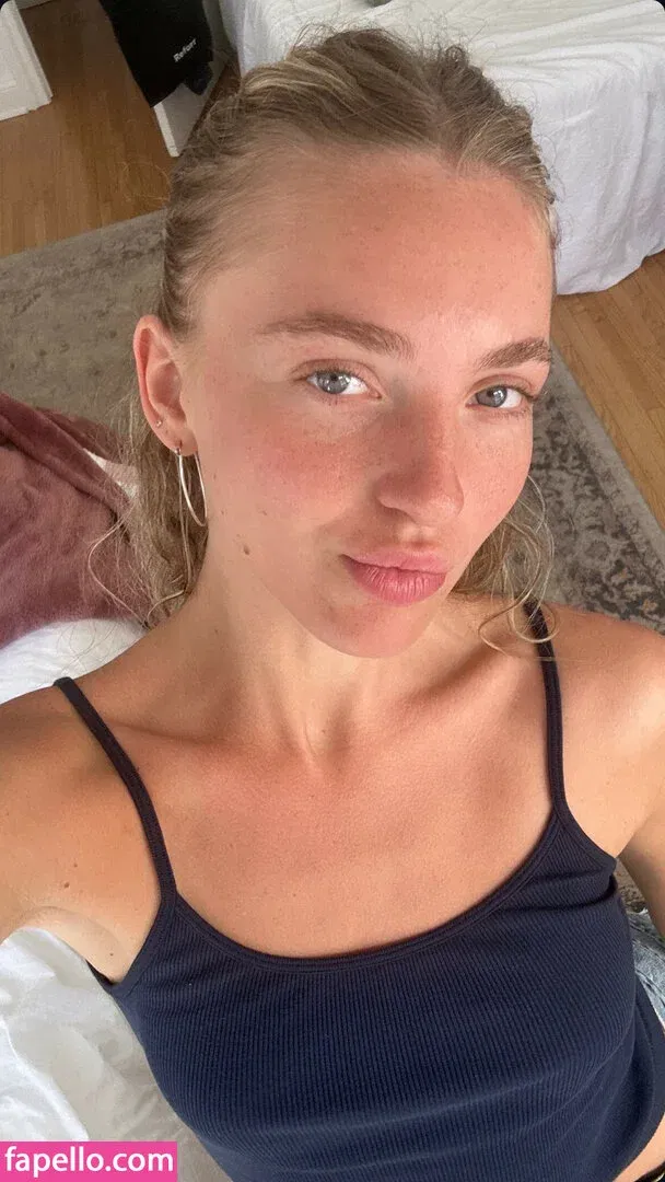 Brynn Rumfallo Onlyfans Photo Gallery 