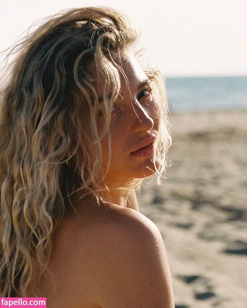 Brynn Rumfallo Onlyfans Photo Gallery 