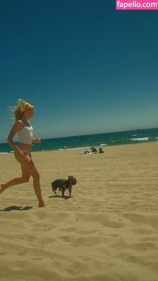 Brynn Rumfallo Onlyfans Photo Gallery 