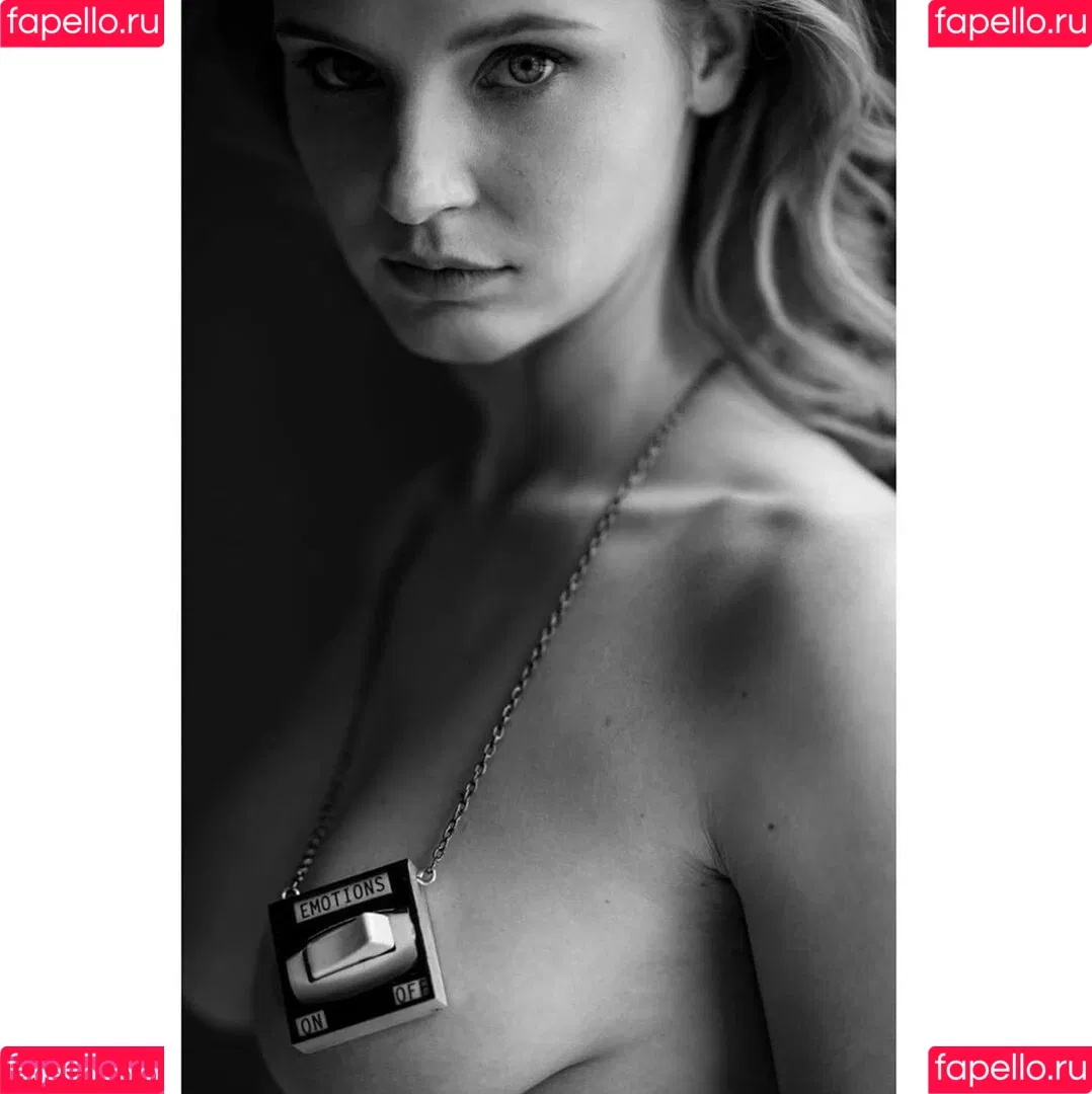 Sofia Lebedeva Onlyfans Photo Gallery 