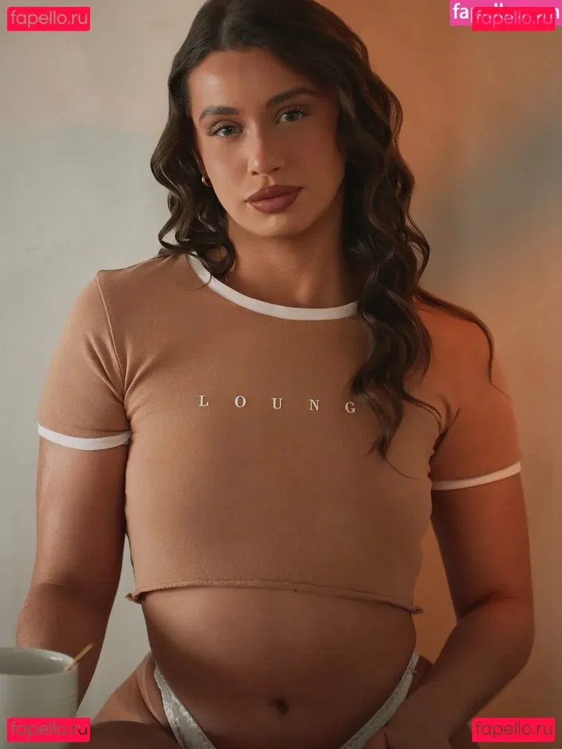 Jesenia Echeverria Onlyfans Photo Gallery 