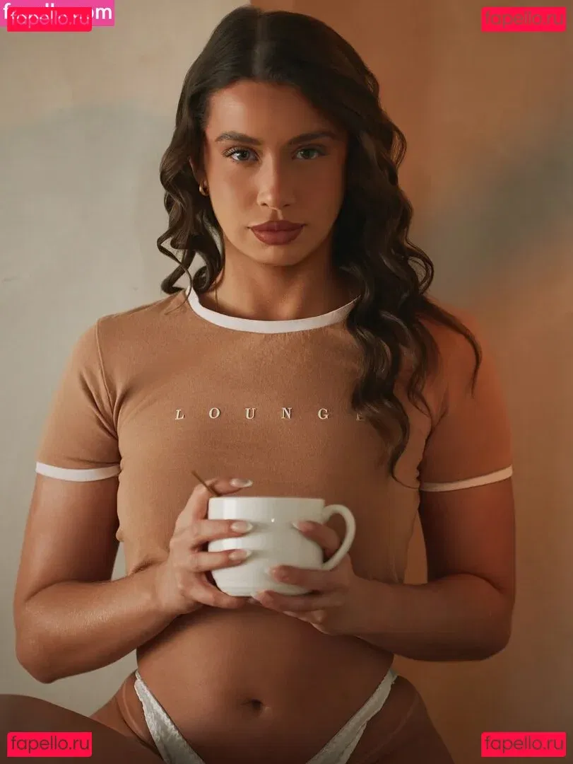 Jesenia Echeverria Onlyfans Photo Gallery 