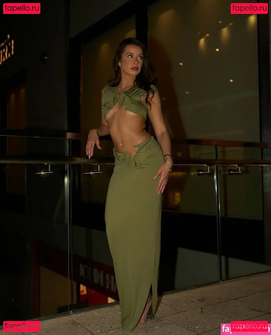 Jesenia Echeverria Onlyfans Photo Gallery 