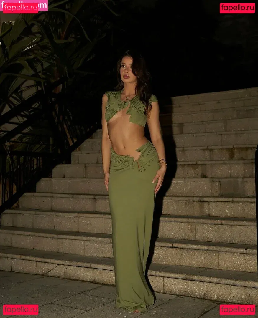 Jesenia Echeverria Onlyfans Photo Gallery 