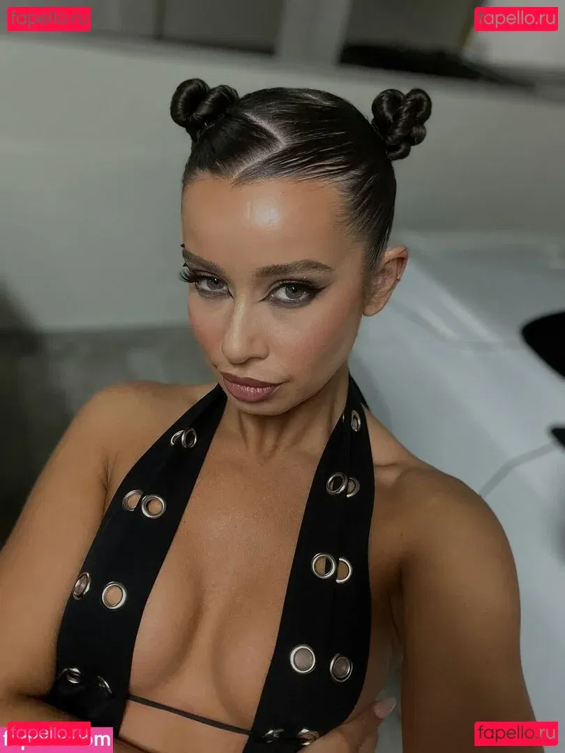 Jesenia Echeverria Onlyfans Photo Gallery 