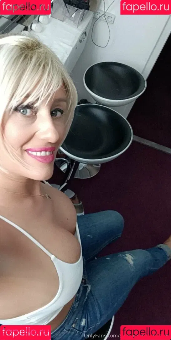 sunnysoccermommy Onlyfans Photo Gallery 