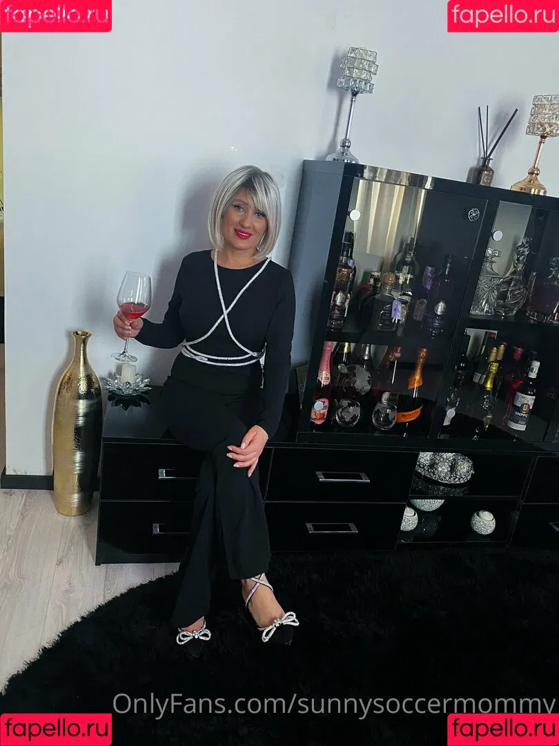 sunnysoccermommy Onlyfans Photo Gallery 