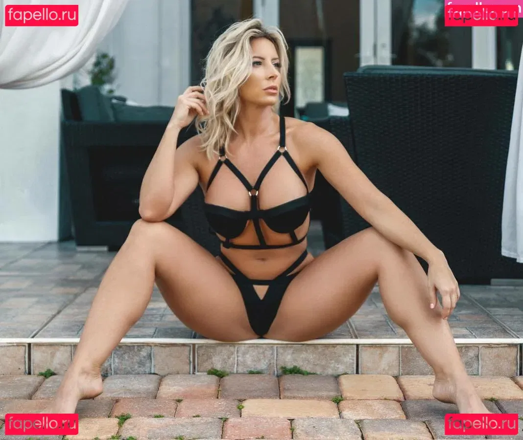 Katie Allen Onlyfans Photo Gallery 