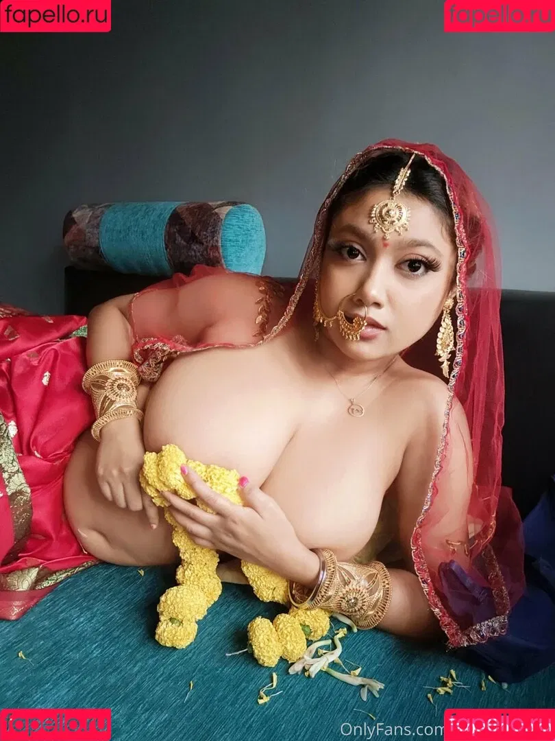 callmesherni Onlyfans Photo Gallery 