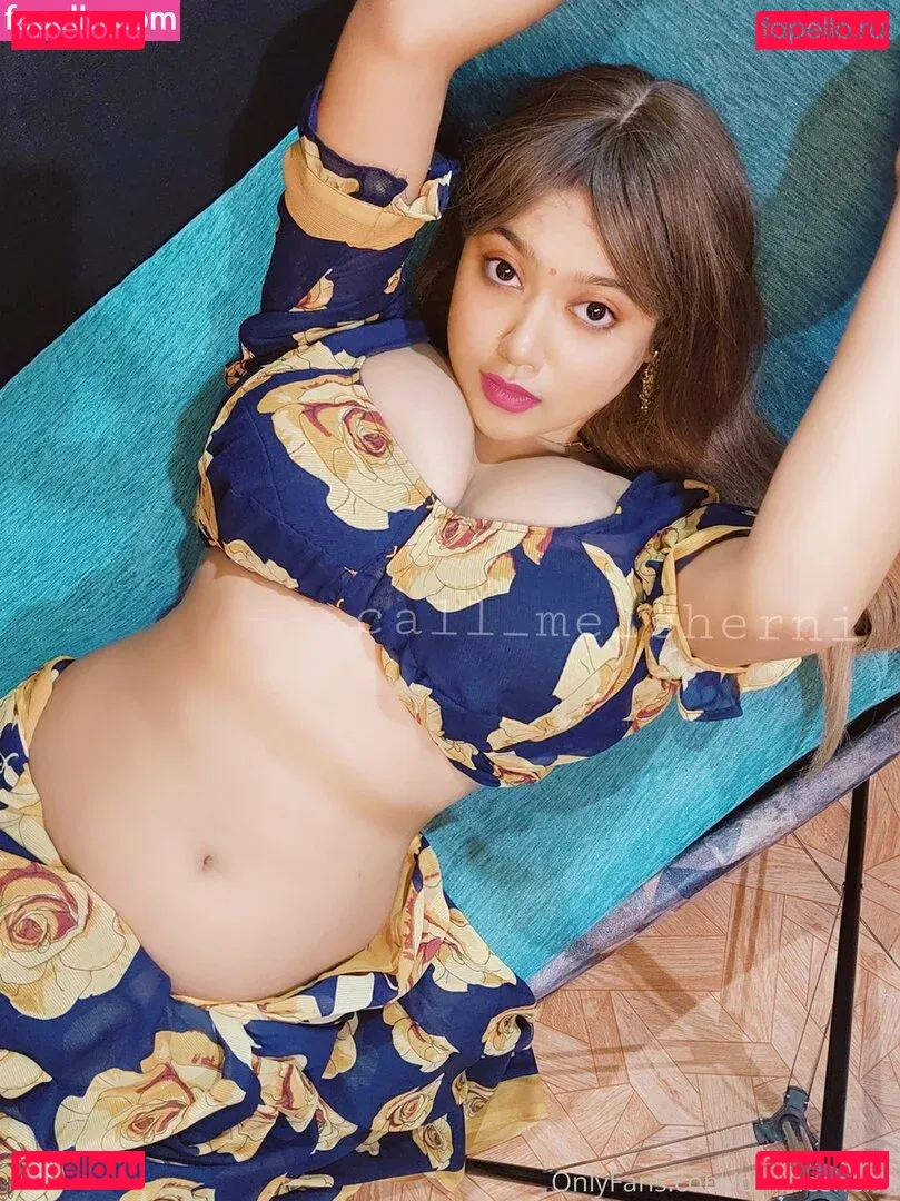 callmesherni Onlyfans Photo Gallery 