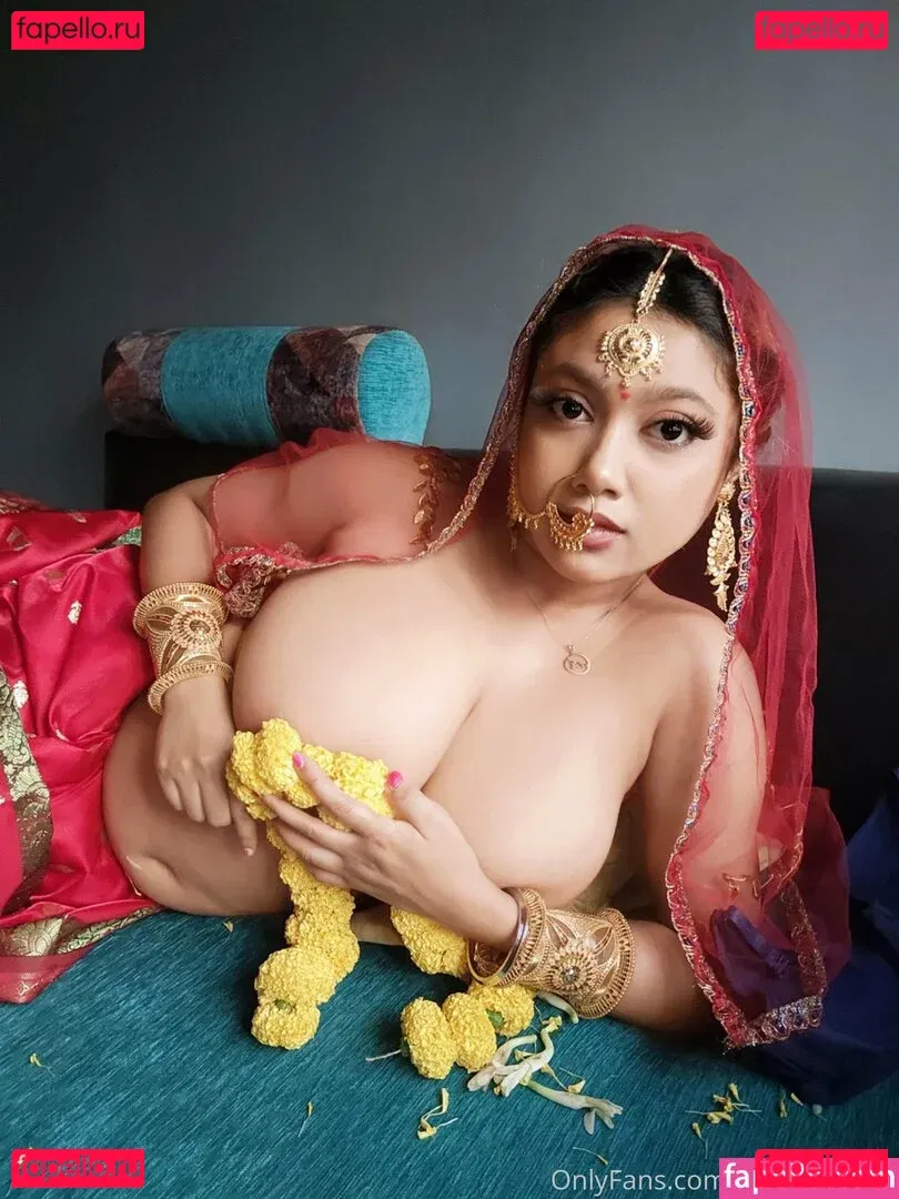 callmesherni Onlyfans Photo Gallery 