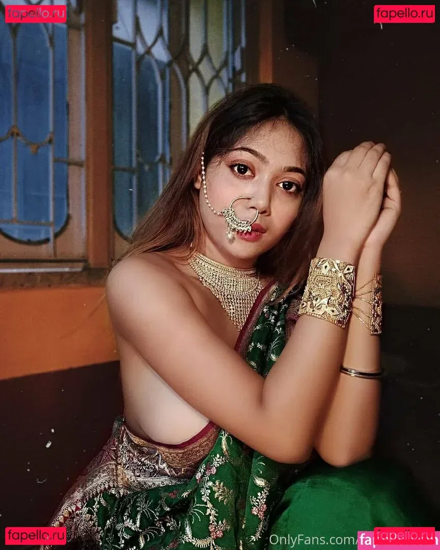 callmesherni Onlyfans Photo Gallery 