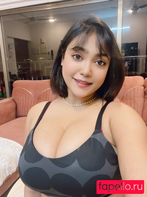 callmesherni Onlyfans Photo Gallery 