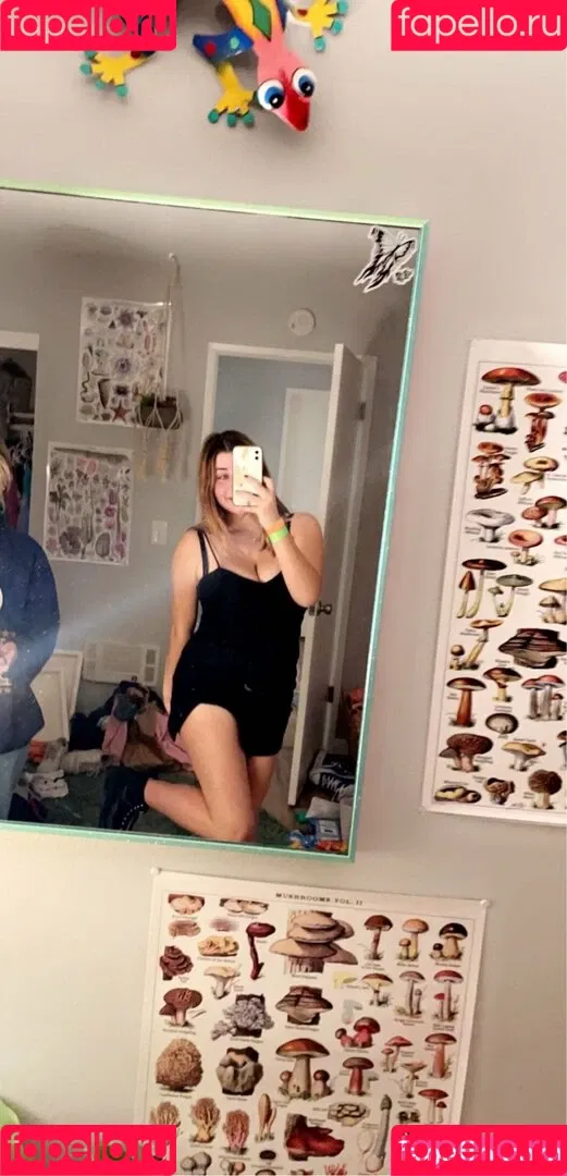 Emma R B Onlyfans Photo Gallery 