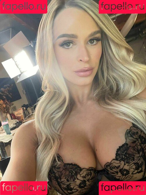 Emma R B Onlyfans Photo Gallery 