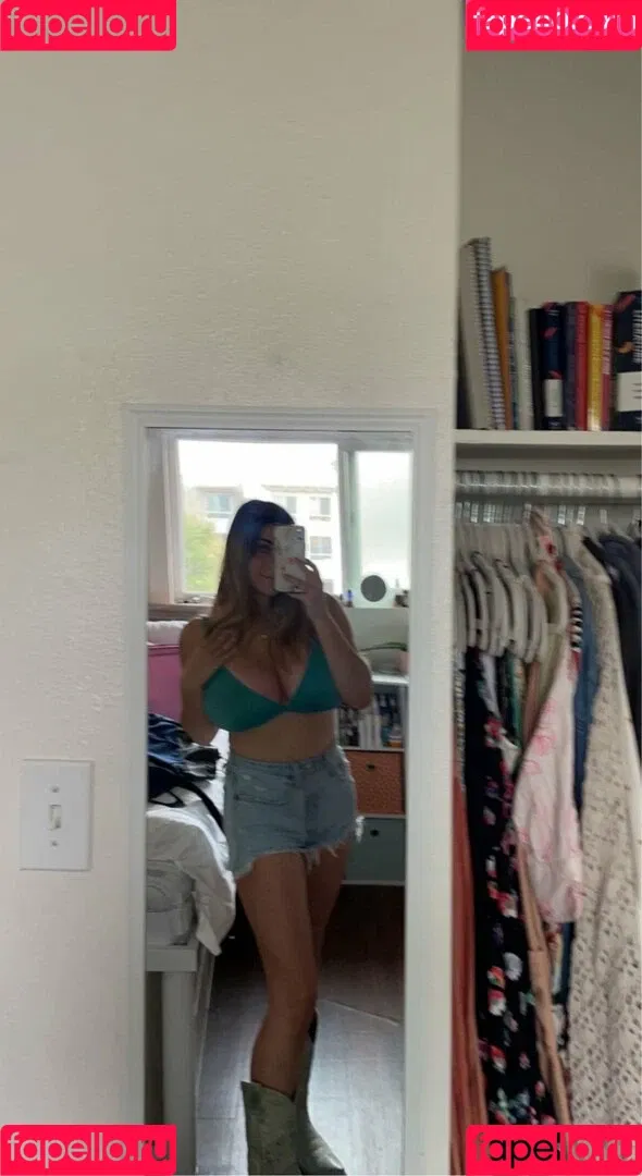 Emma R B Onlyfans Photo Gallery 