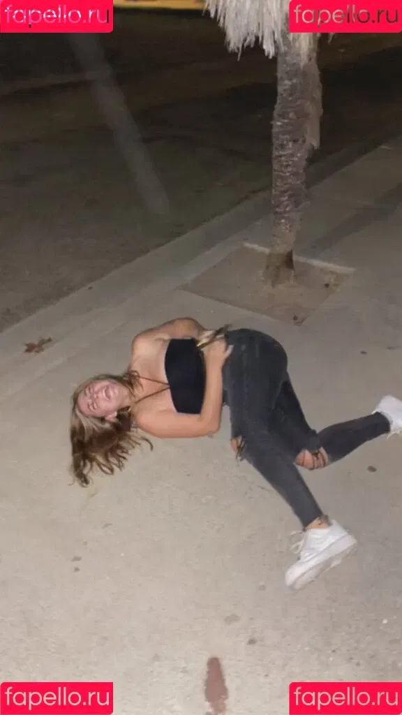 Emma R B Onlyfans Photo Gallery 