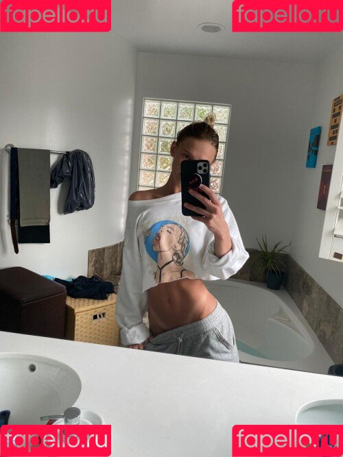 Emma R B Onlyfans Photo Gallery 