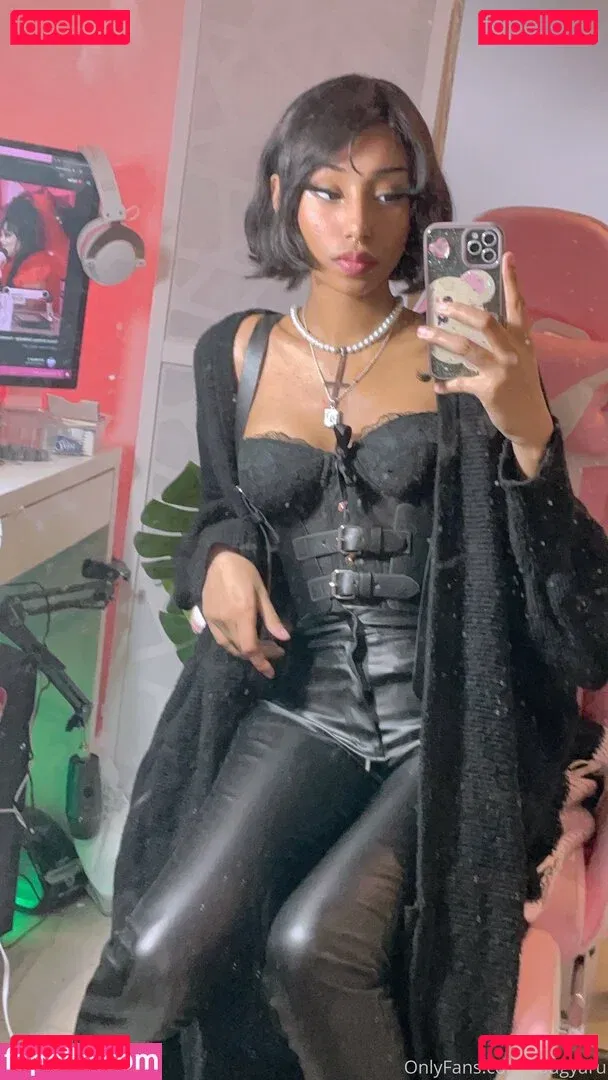 sadgyaru Onlyfans Photo Gallery 