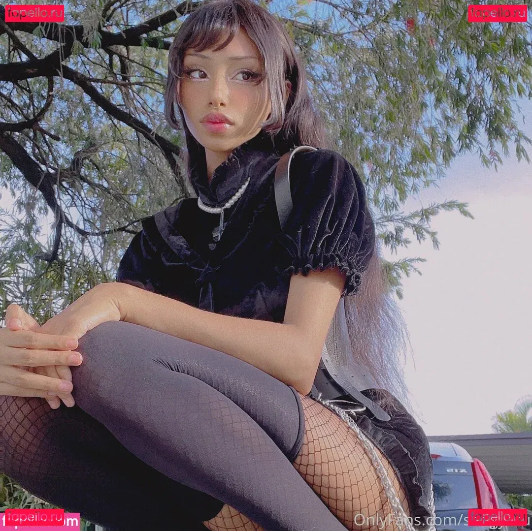 sadgyaru Onlyfans Photo Gallery 