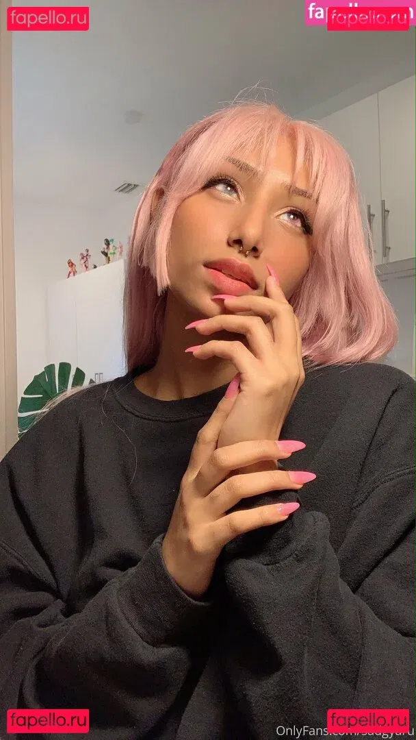 sadgyaru Onlyfans Photo Gallery 