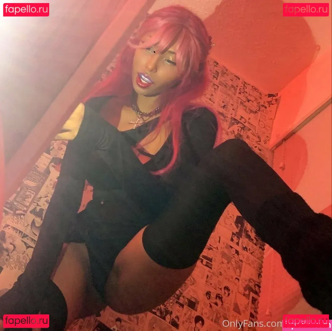 sadgyaru Onlyfans Photo Gallery 