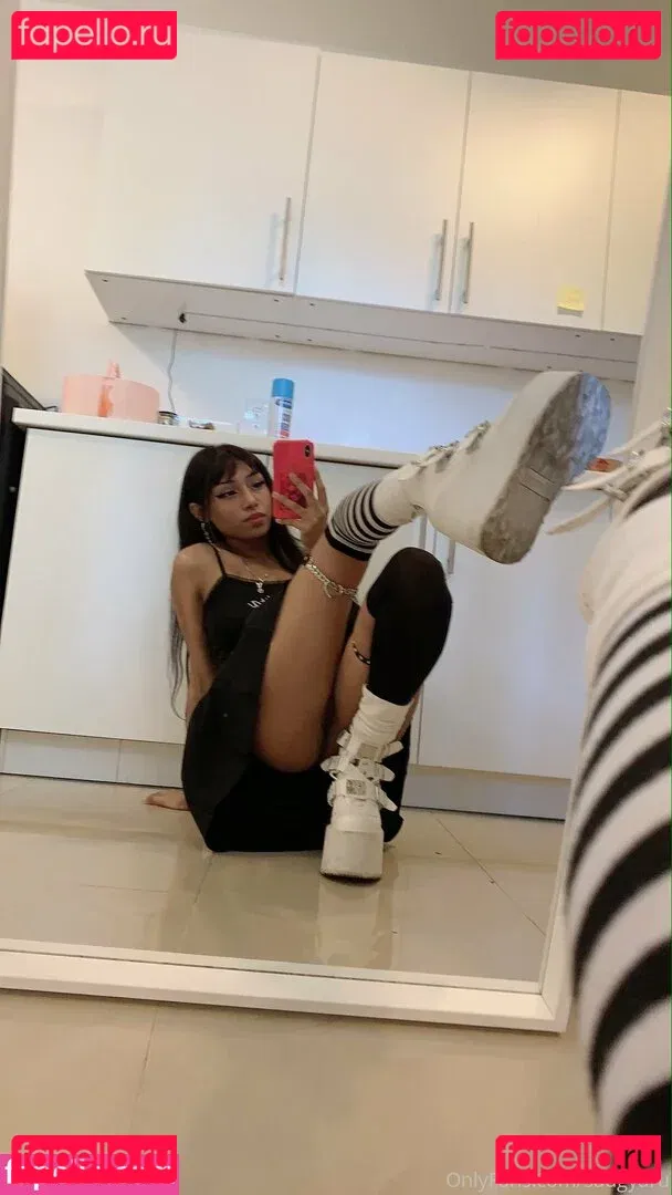 sadgyaru Onlyfans Photo Gallery 