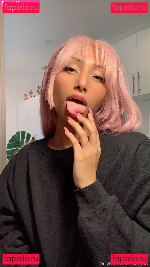 sadgyaru Onlyfans Photo Gallery 